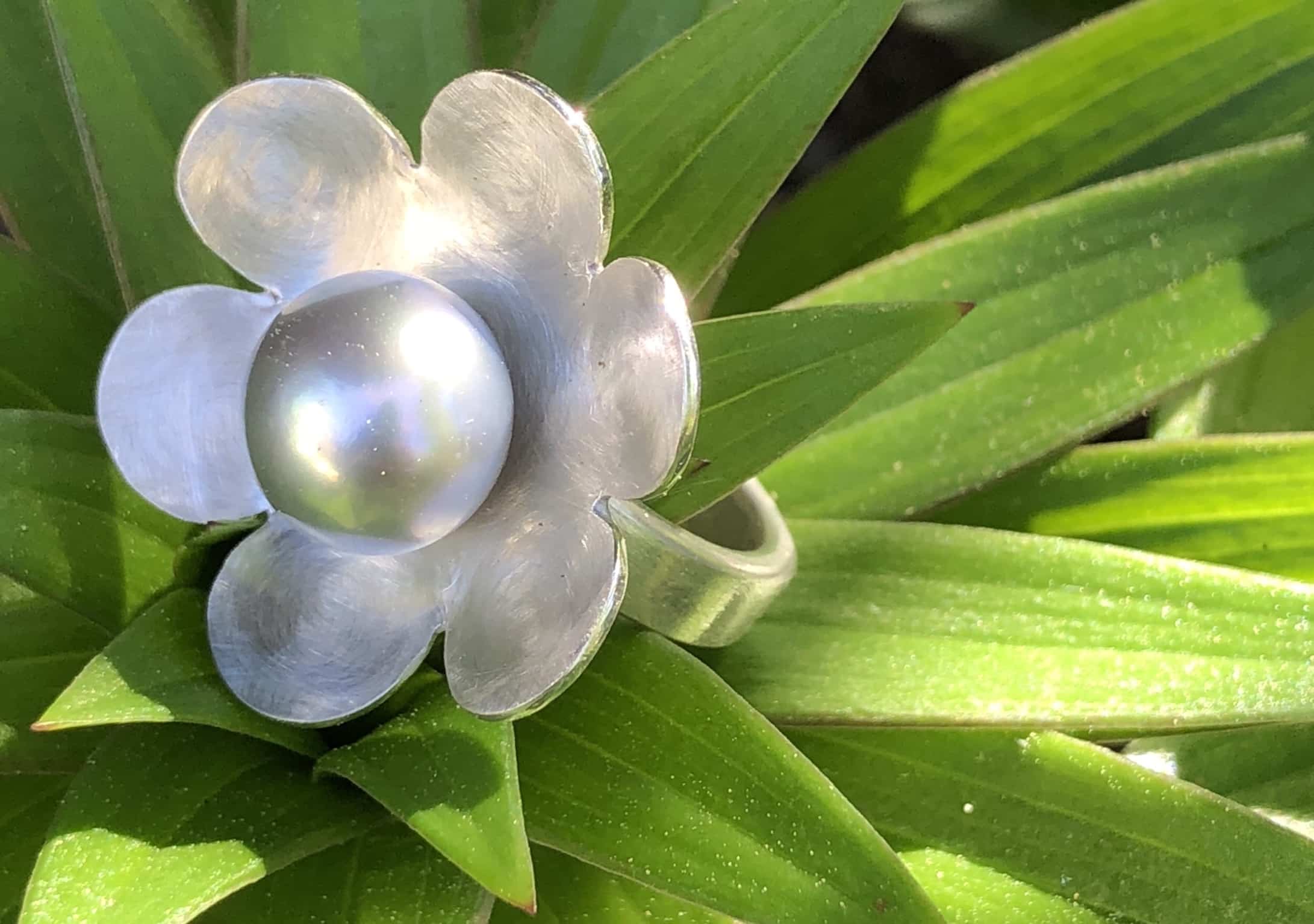 Perlenring Blume mit grauer Perle Sterlingsilber – Bild 4
