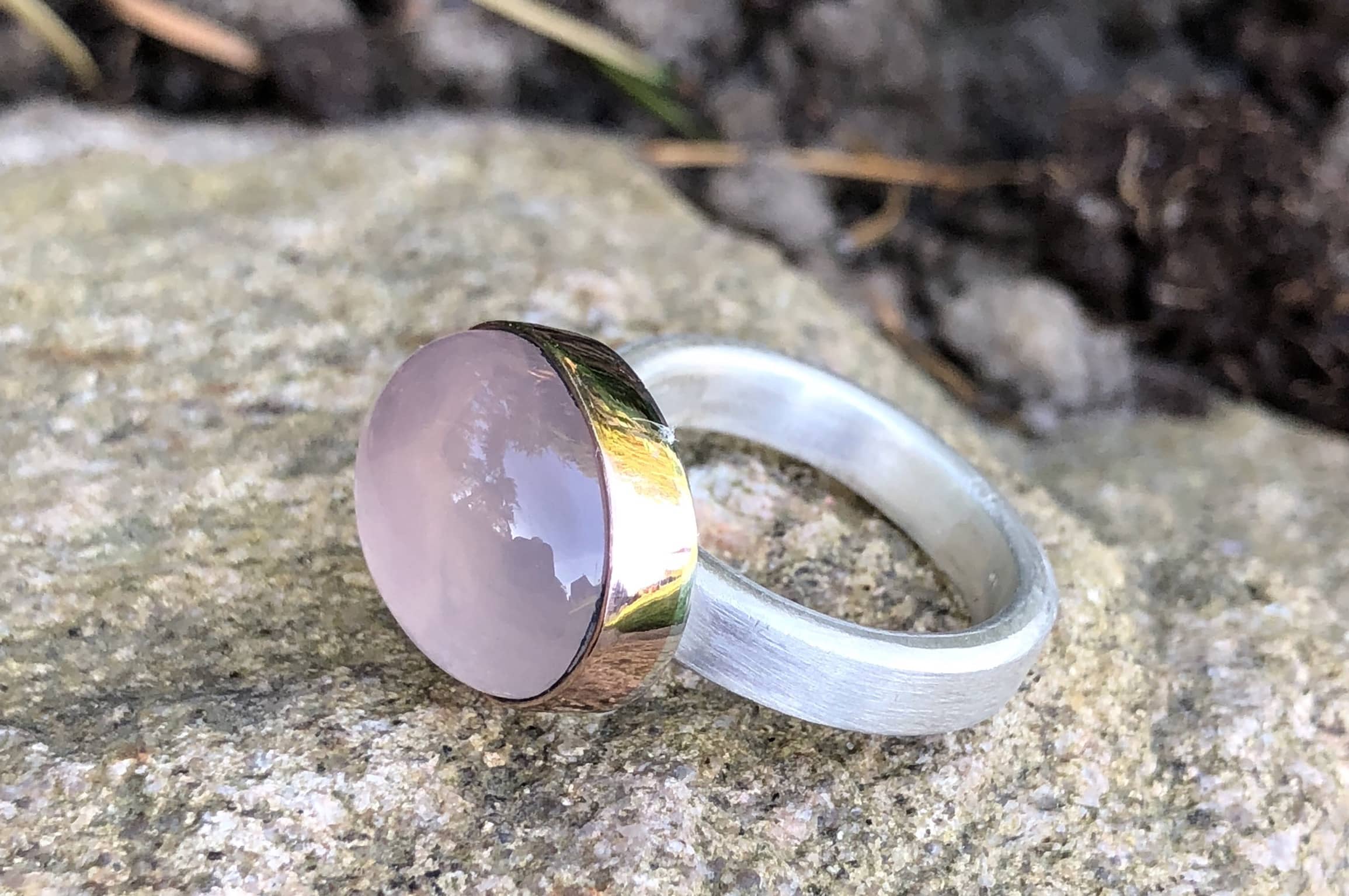 Rosenquarzring mit 14 Karat Rotgoldfassung – Bild 8