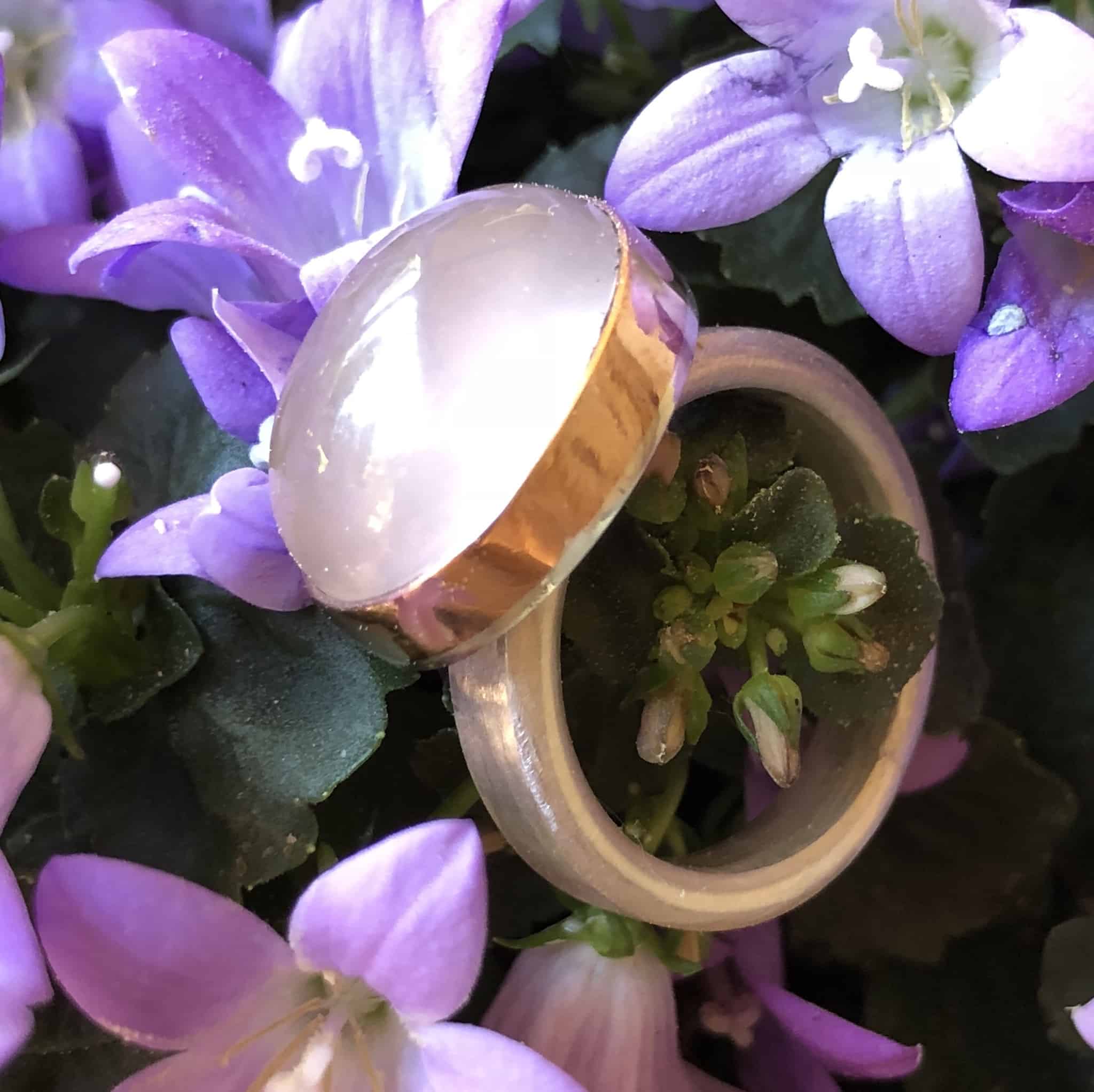Rosenquarzring mit 14 Karat Rotgoldfassung – Bild 3
