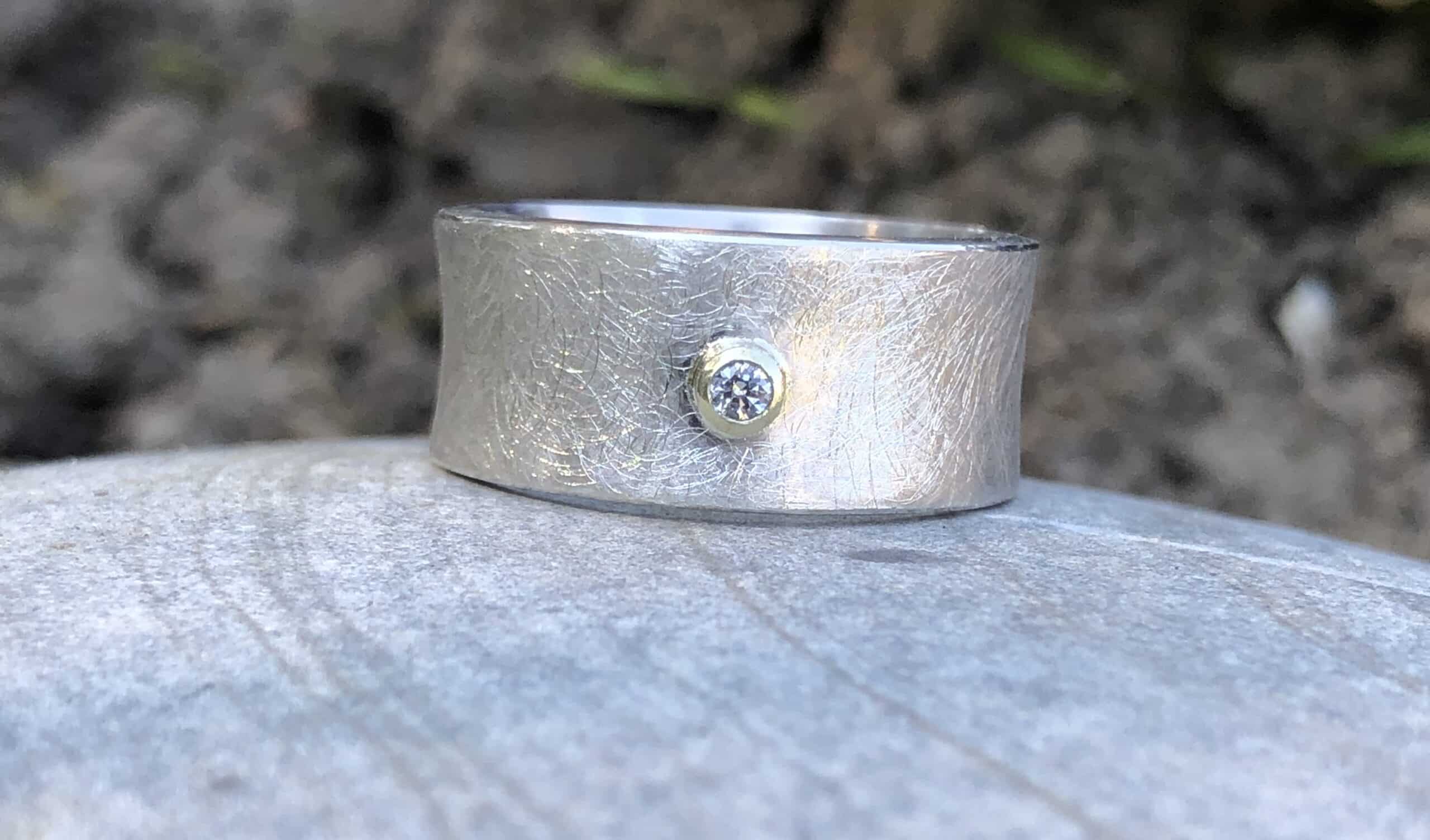 Breiter Silberring mit Glitzerpunkt 925 Silber 585 Gold – Bild 6