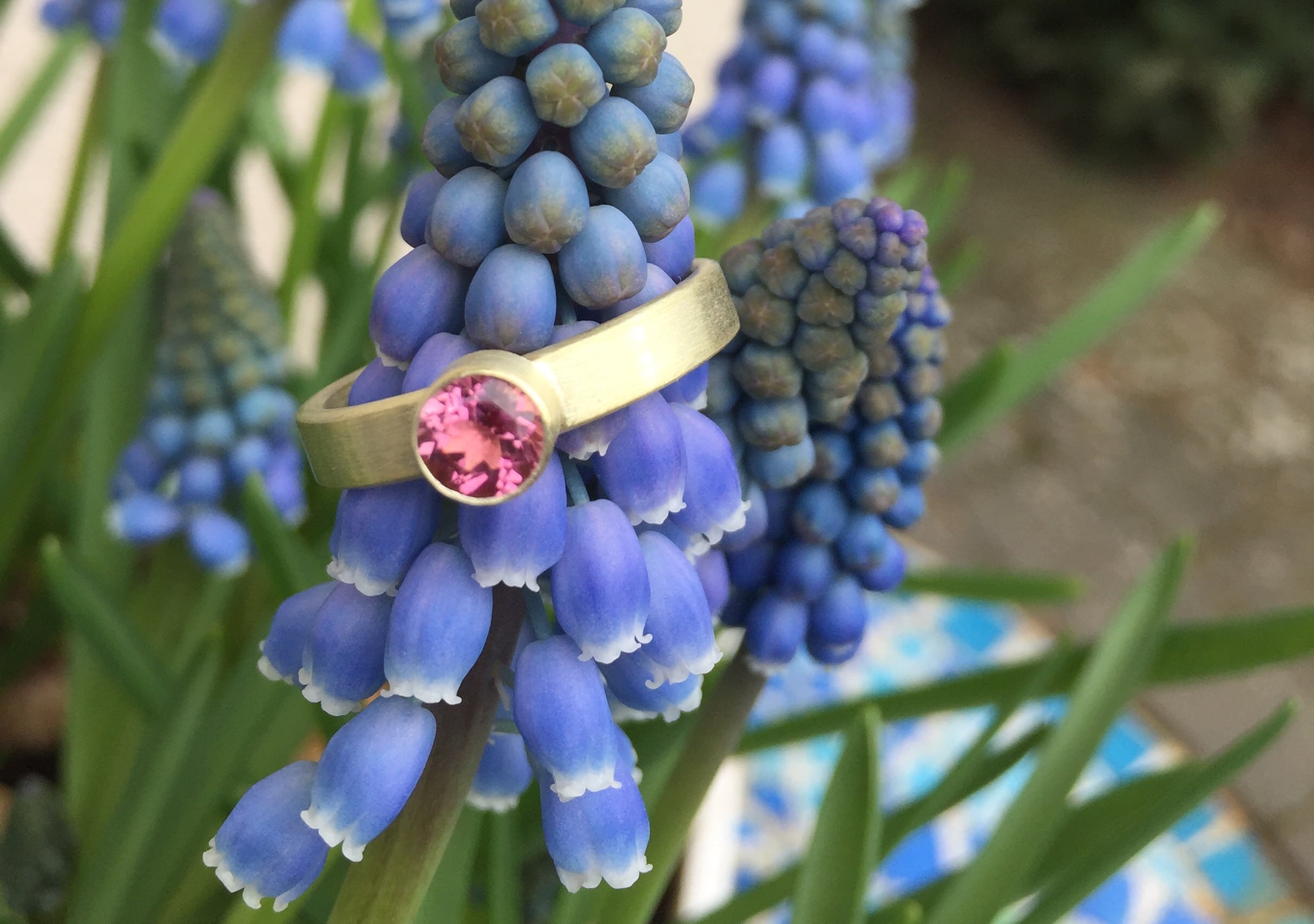 Goldring mit Turmalin – Bild 3