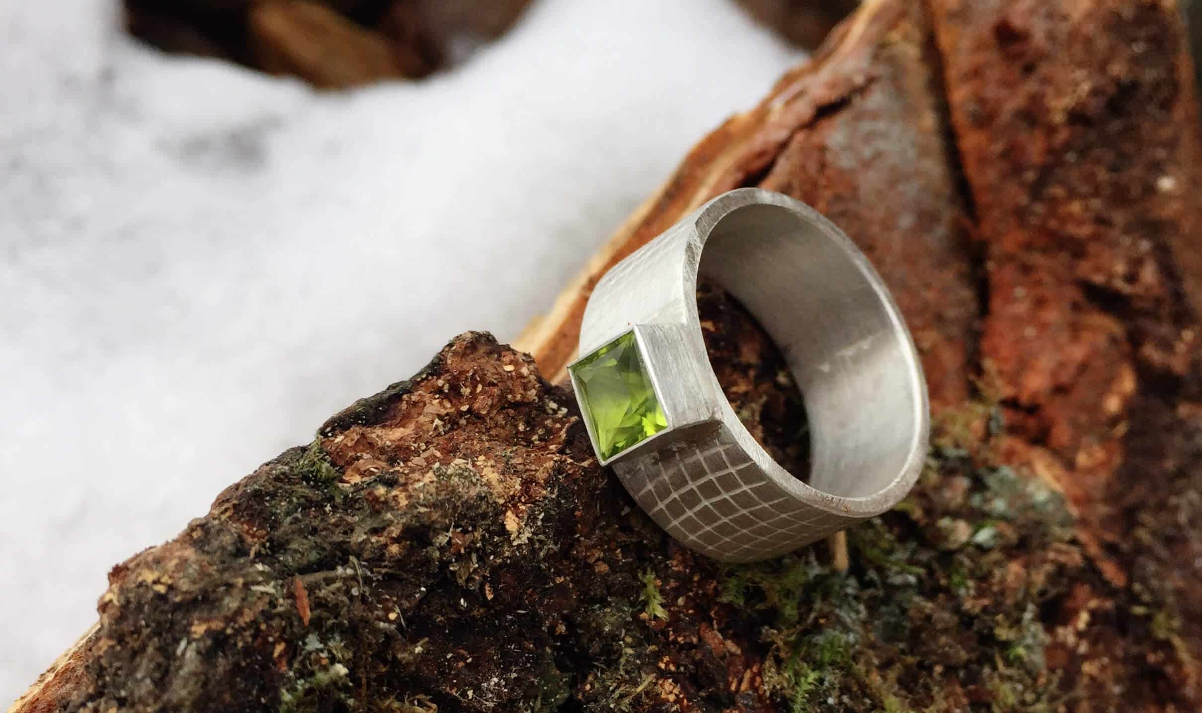Edelsteinring eckiger Peridot Sterlingsilber – Bild 3