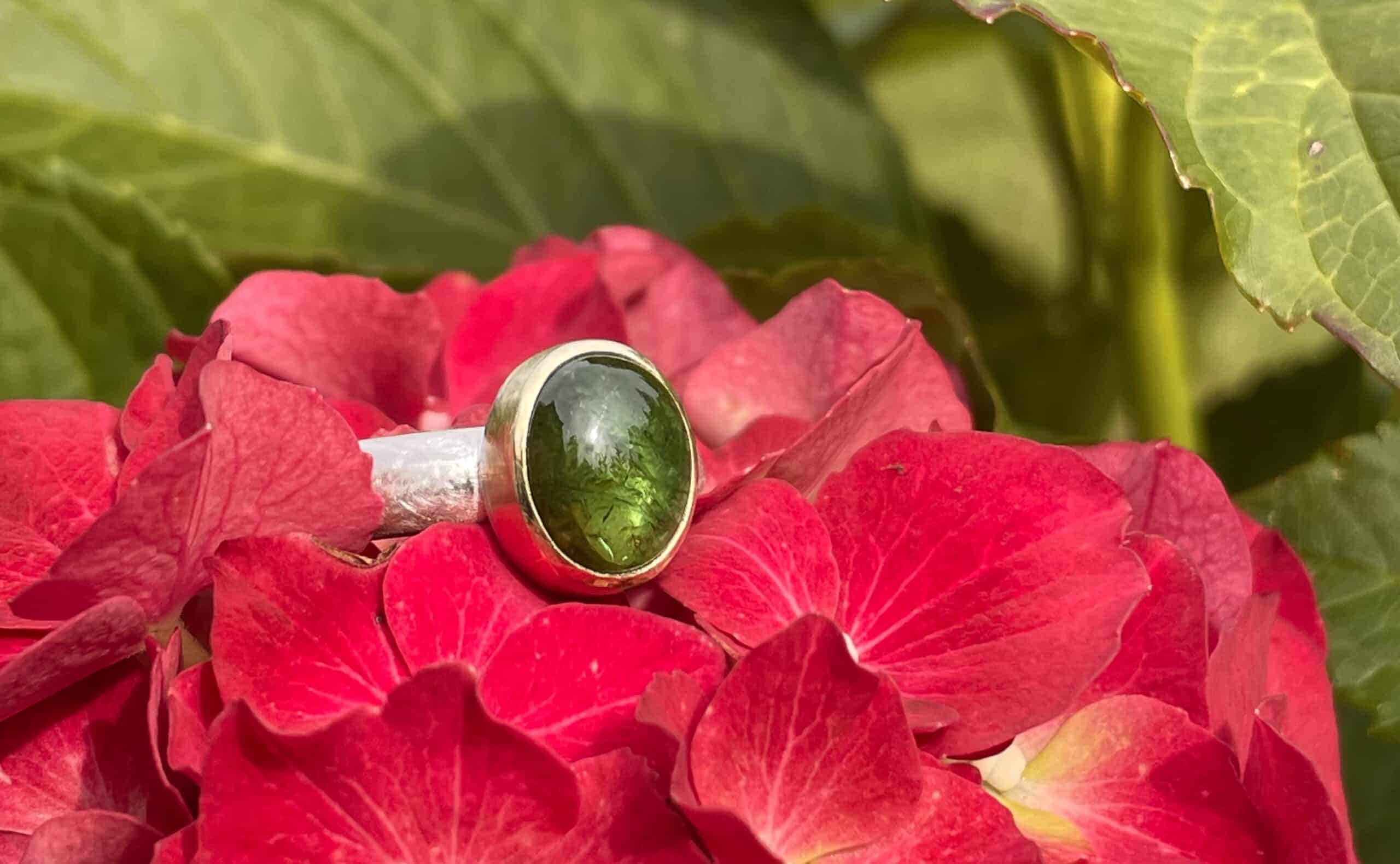 Edelstein Ring grüner Turmalin Cabochon 925 Silber/ 585 Gold handgefertigt – Bild 4