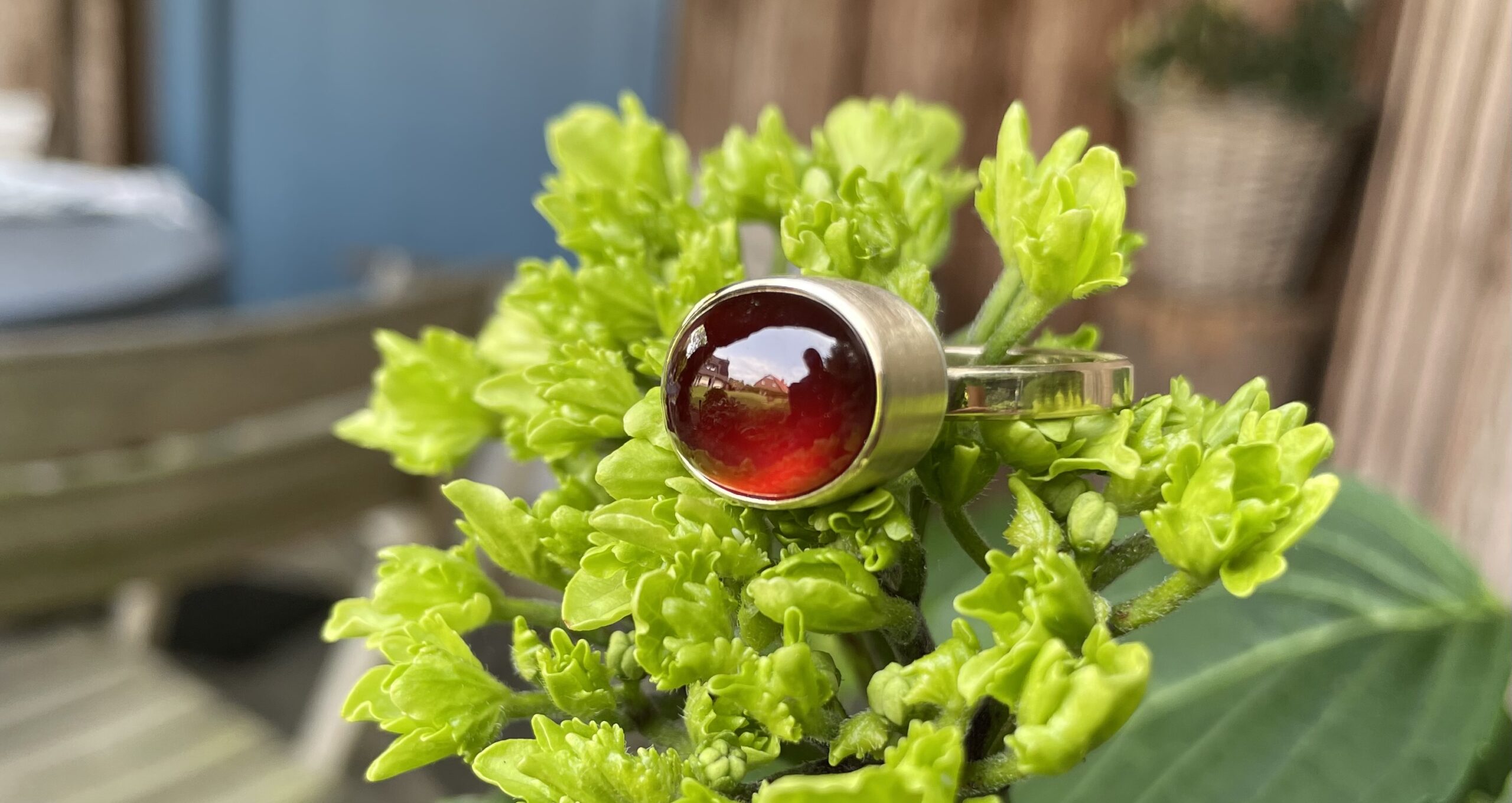 Edelstein Ring Hessonit Cabochon 585 Gold handgefertigt