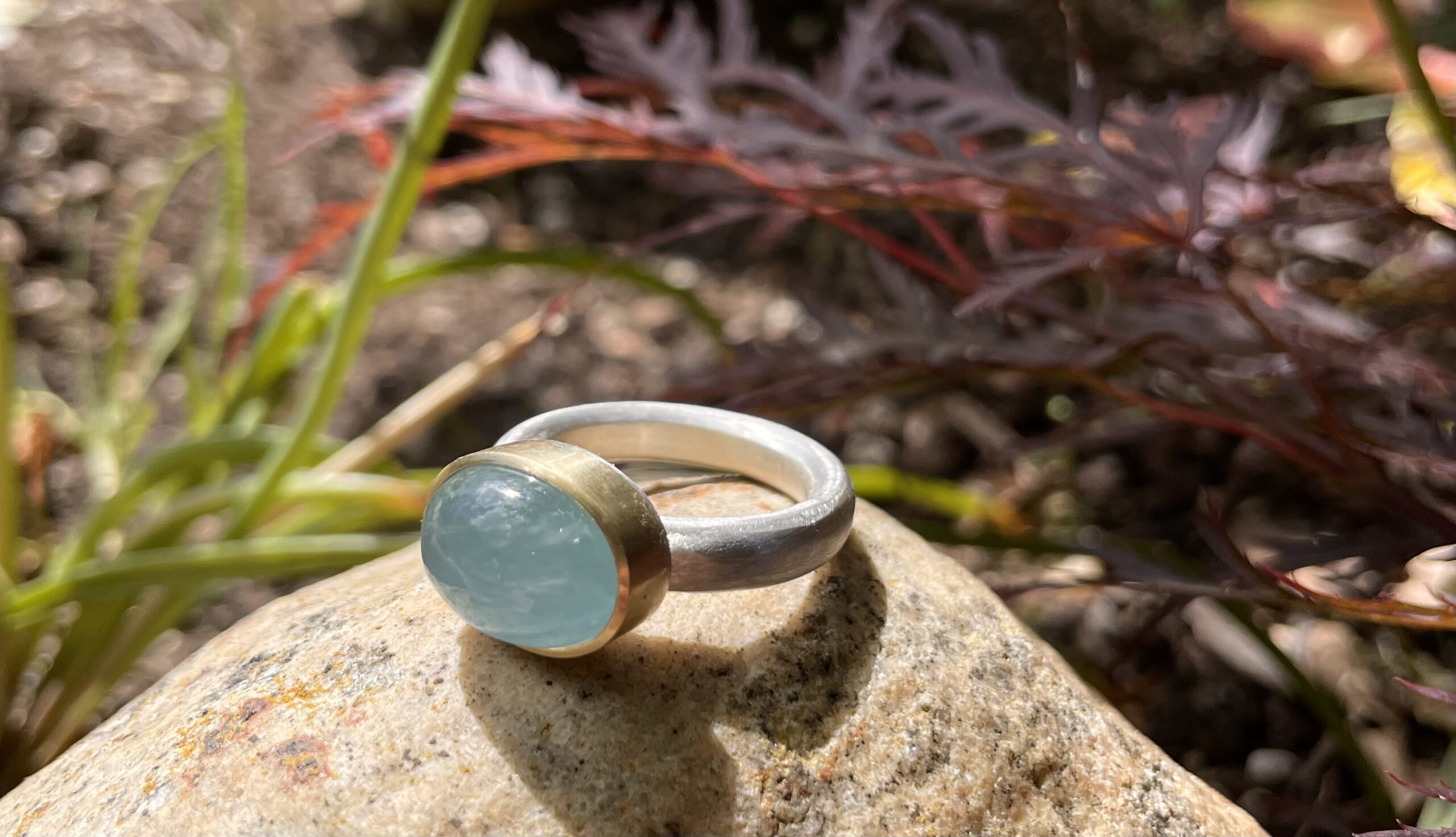 Edelstein Ring Aquamarin Cabochon 925 Silber/ 585 Gold handgefertigt – Bild 6